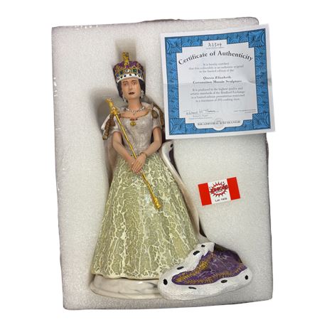 Bradford Exchange Queen Elizabeth Coronation Mosaic Sculpture