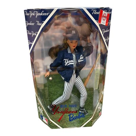1999 Mattel New York Yankees Barbie, In Original Box