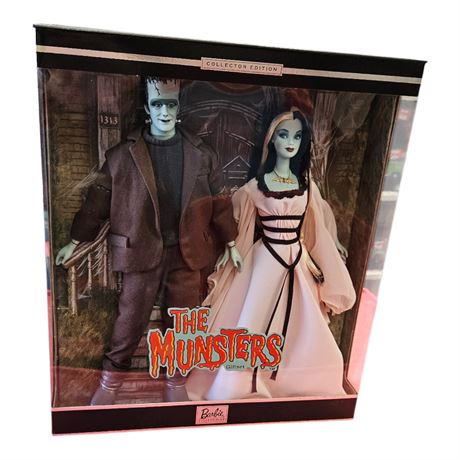 2001 Mattel The Munsters Barbie Gift Set, In Original Box