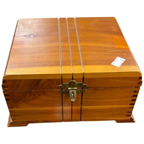 Vintage Wooden Recipe Box Full Of Early Local Photographs