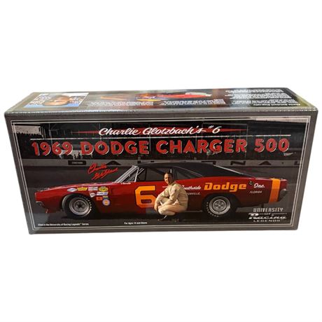 1:24 Die Cast Charlie Glotzbachs #6 1969 Dodge Charger 500