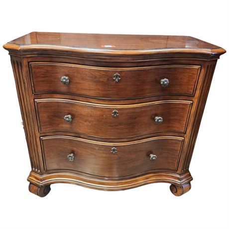Ethan Allen Hall Stand