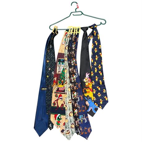 9 Assorted Vintage Novelty Ties, Winnie The Pooh, Looney Tunes, Peanuts Etc..