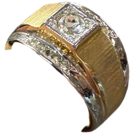 18Kt Stamped Gold Ring With Stones