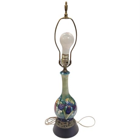 Vintage Moorcroft Lamp "Hibiscus"