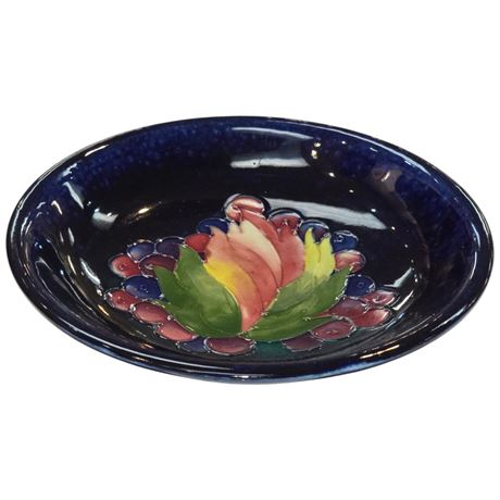 Early Signed Moorcroft "Leaf & Berry" Bowl