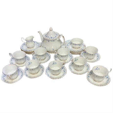 Approx 30 Pieces Of Royal Albert "Memory Lane" 8 Place Setting