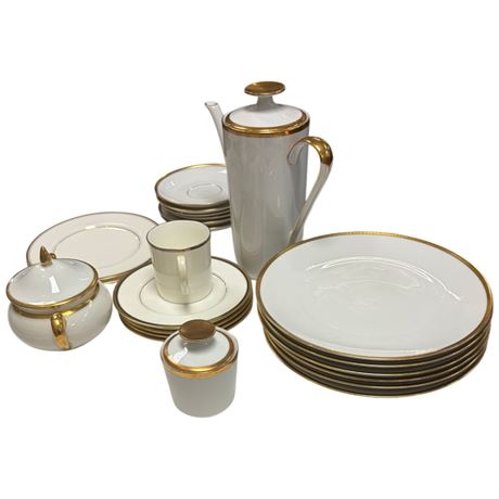 Approx 22 Pieces Of Eschenbach Partial Place Setting