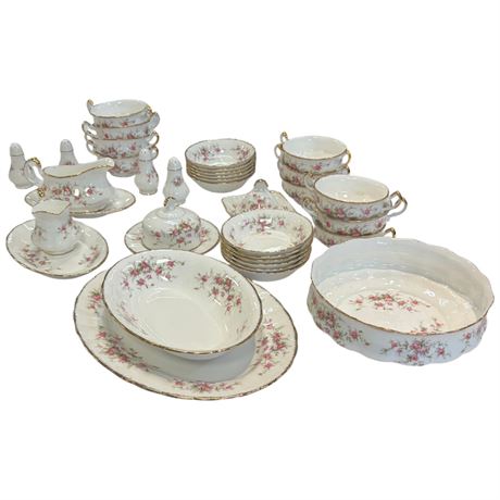 Approx 37 Pieces Of Paragon "Victoriana Rose" Luncheon Set