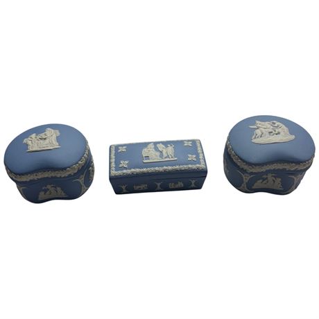 3 Vintage Pieces Of Wedgwood Jasperware