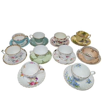 10 Aynsley Tea Cups & Saucers