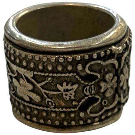 Tibetan Silver Carved Ring With Flower Motif, Rotates