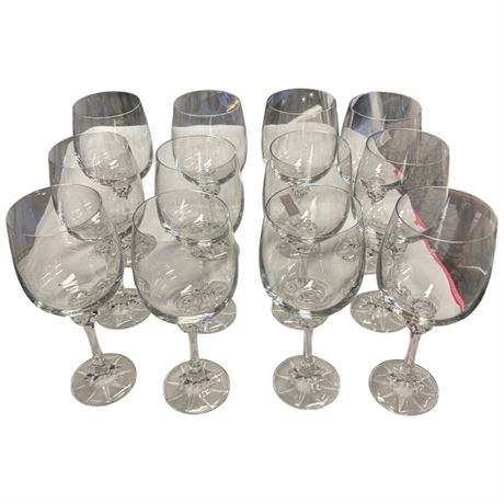 12 Crystal Wine Glasses