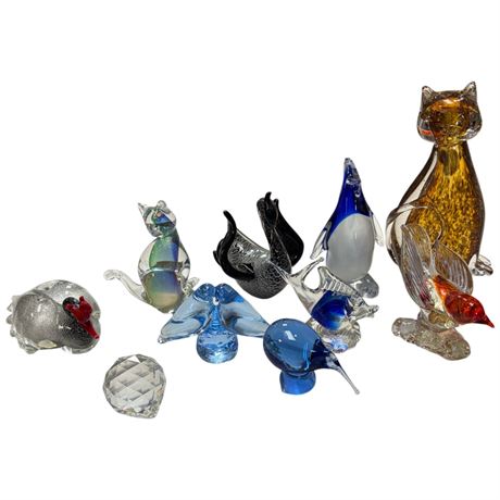 Approx 10 Figural Art Glass Paper Weights