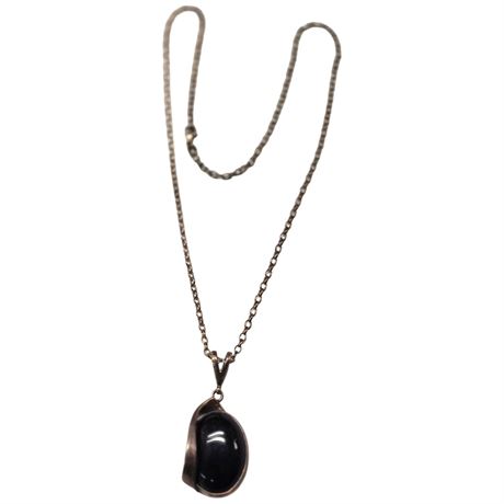 .925 Silver Necklace With Onyx Pendant