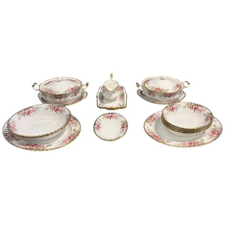 Approx 16 Piece Partial Place Setting Royal Albert "Autumn Roses"