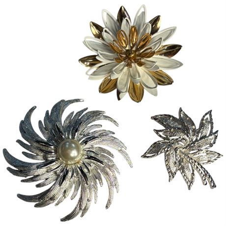 3 Sarah Cov Costume Brooches