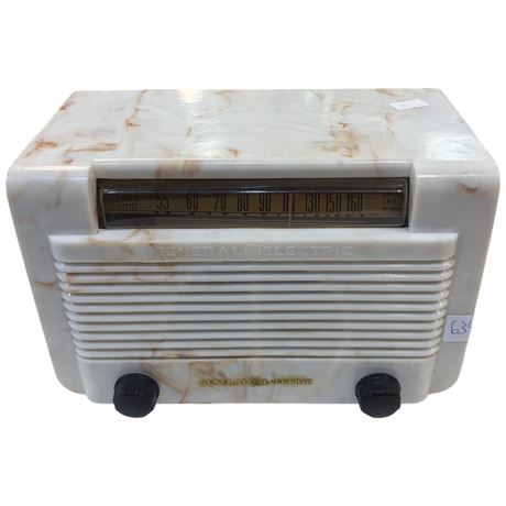 Vintage General Electric Table Top Radio, Model Cl500