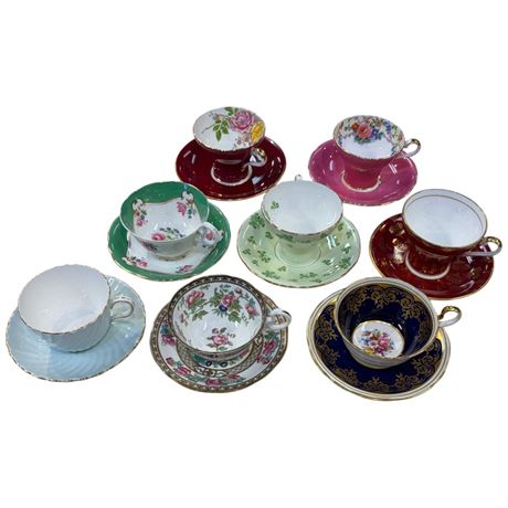 16 Assorted Aynsley Tea Cups & Saucers