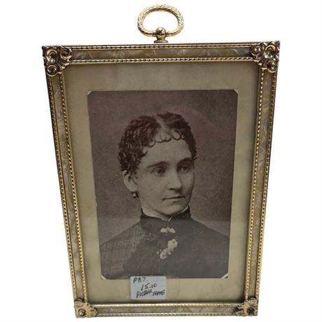 Vintage Abalone Frame With Old Photo
