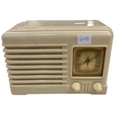 Vintage Fada Radio, Model 5F6Ov
