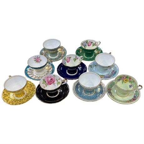 18 Assorted Aynsley Tea Cups & Saucers